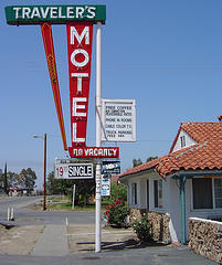 travelers-motels